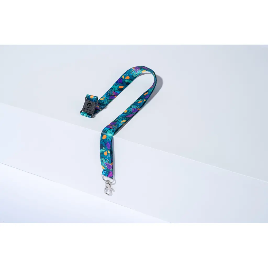 Avery Recycled Jungle Pre-Printed Lanyard with 2cm Wide Carabiner (Pack 1) - R4828JU-1