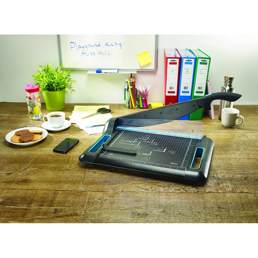 Avery A4 Precision Guillotine PG360