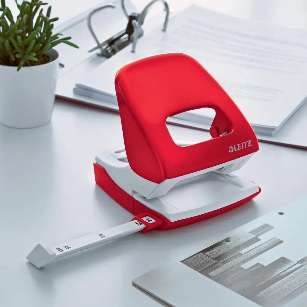 Leitz NeXXT WOW Hole Punch 30 Sheets Red - 50081026