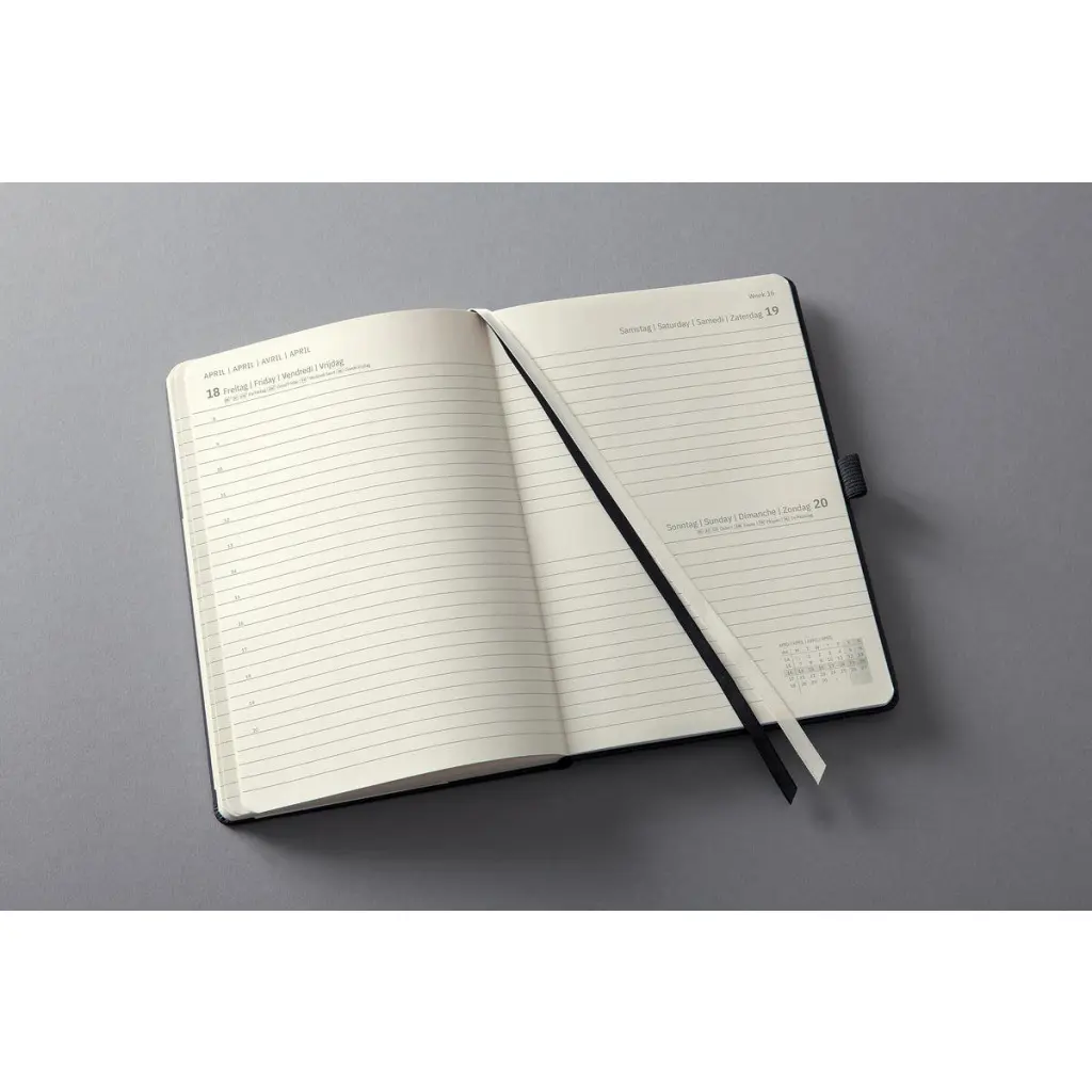 Conceptum Diary 2025 Approx A5 Day Per Page Hardcover Softwave Surface 148x213x30mm Black