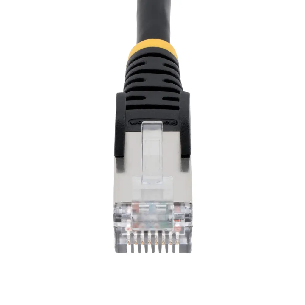 StarTech.com 7m CAT6a Snagless RJ45 Ethernet Black Cable with Strain Reliefs