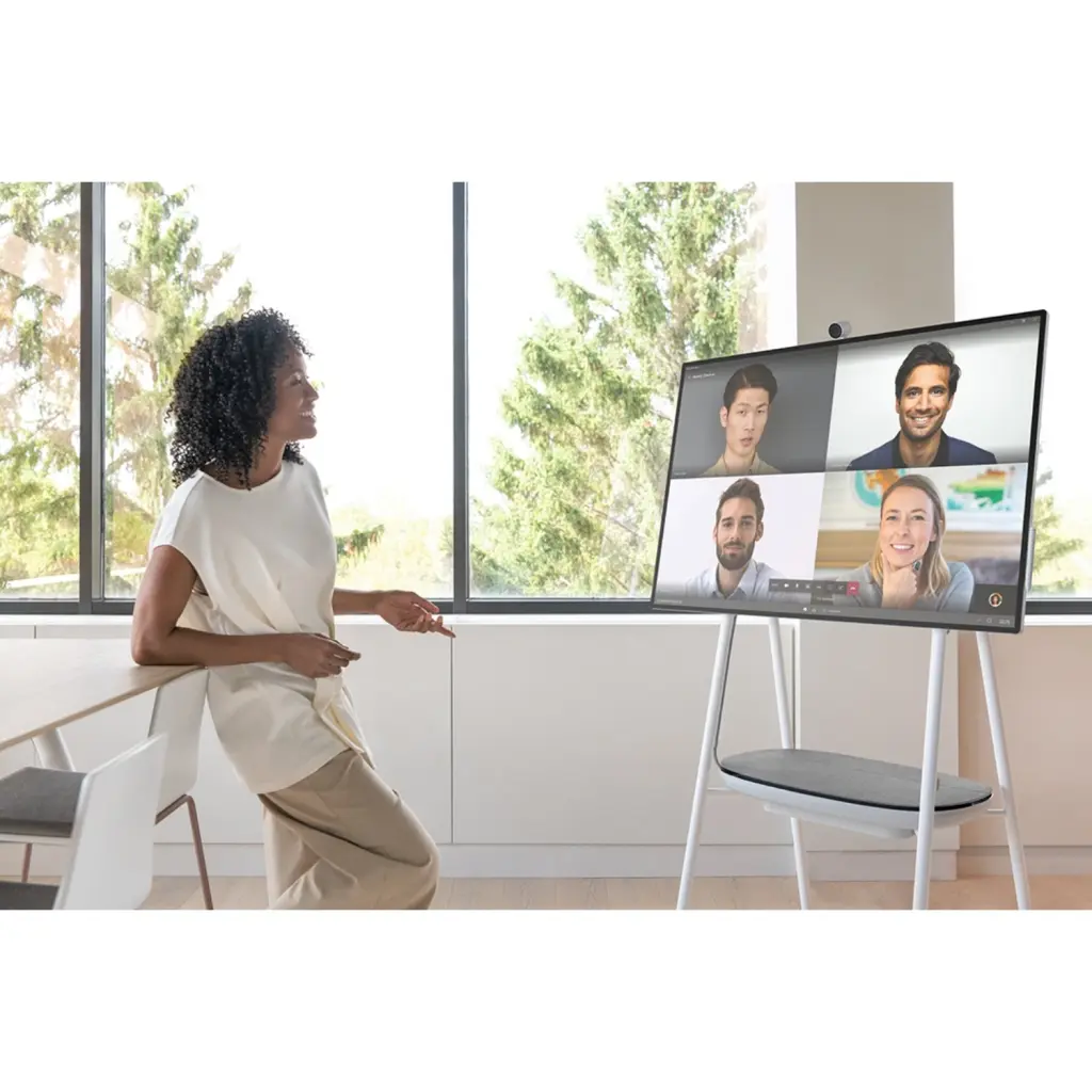 APC Smart-UPS Charge Microsoft Surface Hub 2