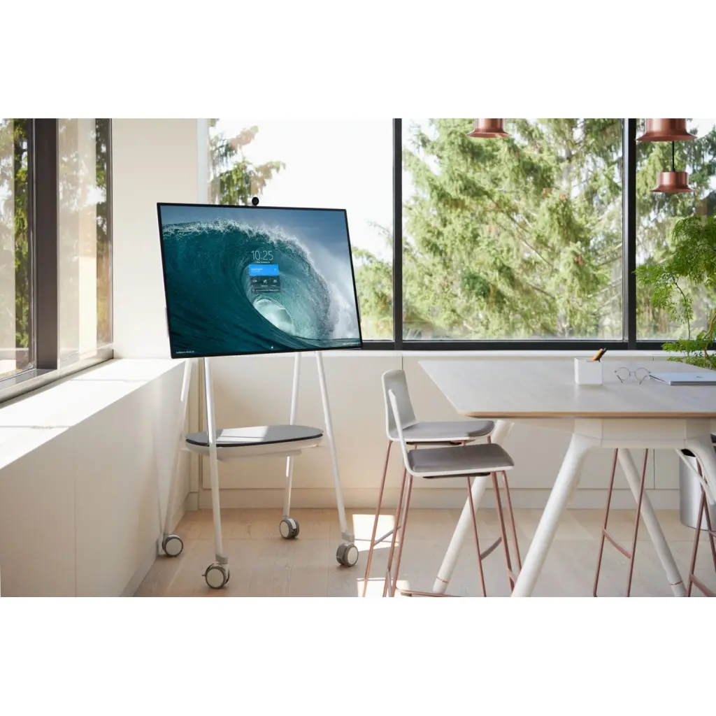 APC Smart-UPS Charge Microsoft Surface Hub 2