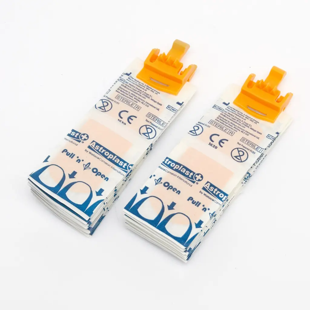Astroplast Pull N Open Fabric Pilferproof Plasters with Yellow Clip 7.2cm x 2.5cm (Box 15 x Clip 10) - 1201010