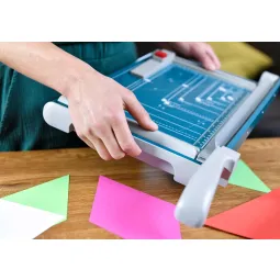 Dahle 534 Self-Sharpening Guillotine Trimmer 15 Sheet Capacity A3 Paper Cutter