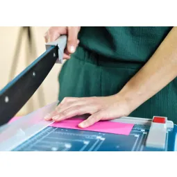 Dahle 534 Self-Sharpening Guillotine Trimmer 15 Sheet Capacity A3 Paper Cutter
