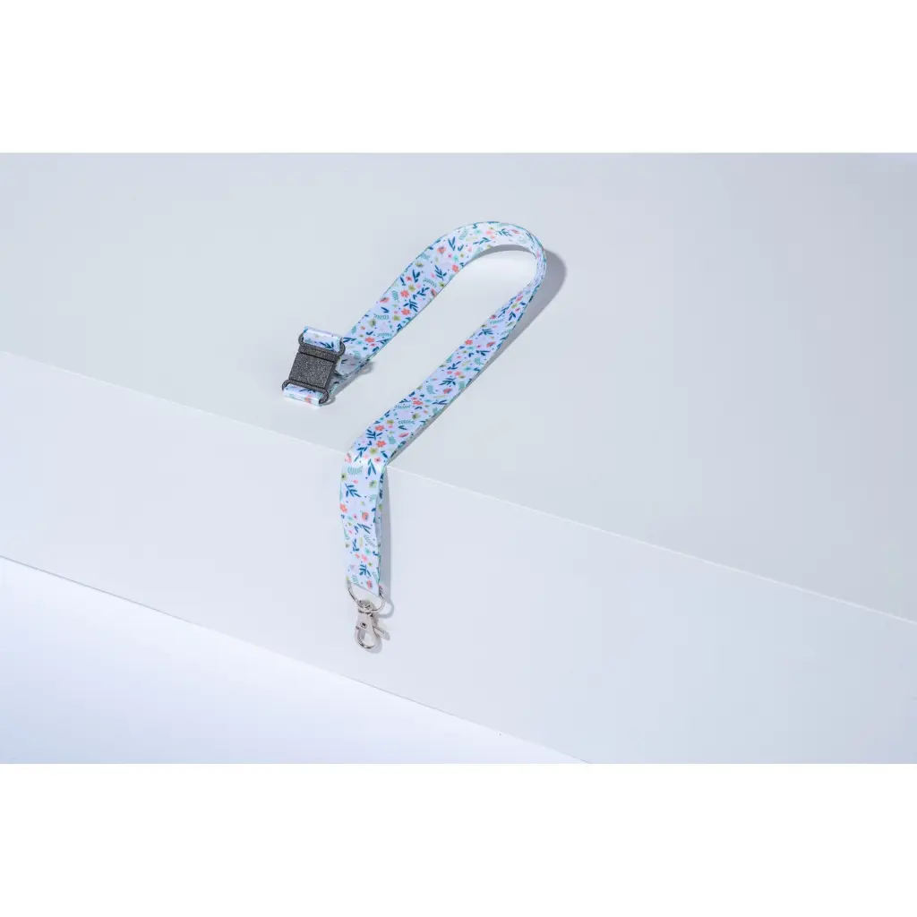 Avery Recycled Floral Pre-Printed Lanyard with 2cm Wide Carabiner (Pack 1) - R4828F-1