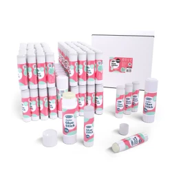 Show-me Box of 200 Premium PVP Glue Sticks - 40g (formerly Classmaster). Items may be supplied branded as either Show-me or Classmaster. Product quality and specification remain unchanged.