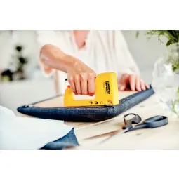 Rapid R13E Staple Gun